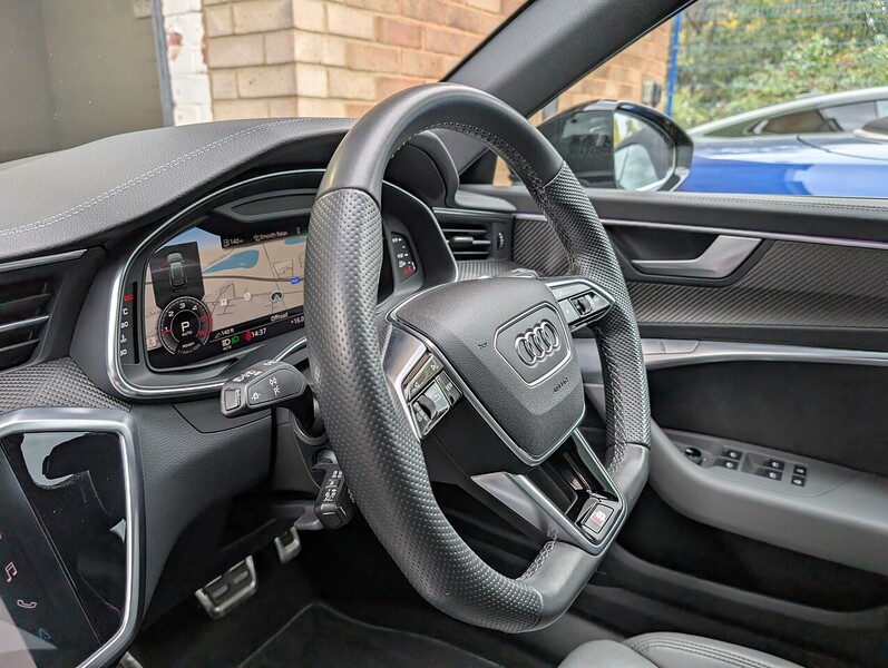 Audi 2.0 TDI 40 Black Edition Estate 5dr Diesel S Tronic quattro Euro 6 (s/s) (204 ps)