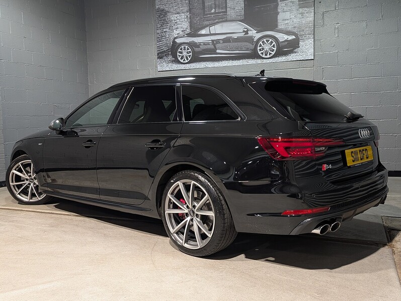 Audi 3.0 TFSI V6 Estate 5dr Petrol Tiptronic quattro Euro 6 (s/s) (354 ps)