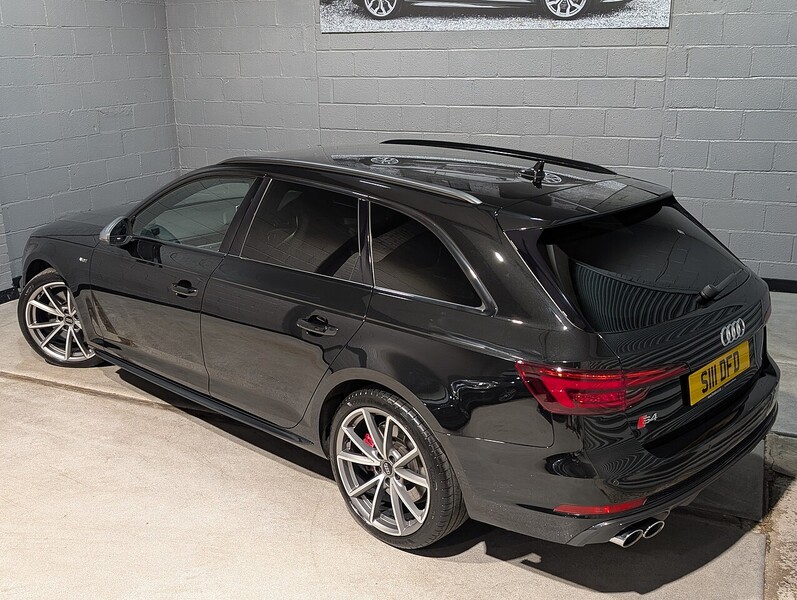 Audi 3.0 TFSI V6 Estate 5dr Petrol Tiptronic quattro Euro 6 (s/s) (354 ps)