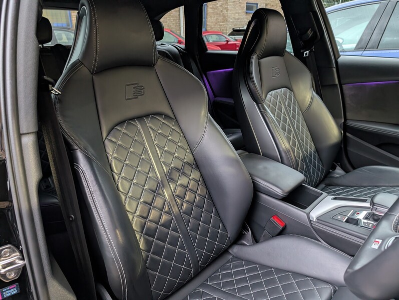 Audi 3.0 TFSI V6 Estate 5dr Petrol Tiptronic quattro Euro 6 (s/s) (354 ps)