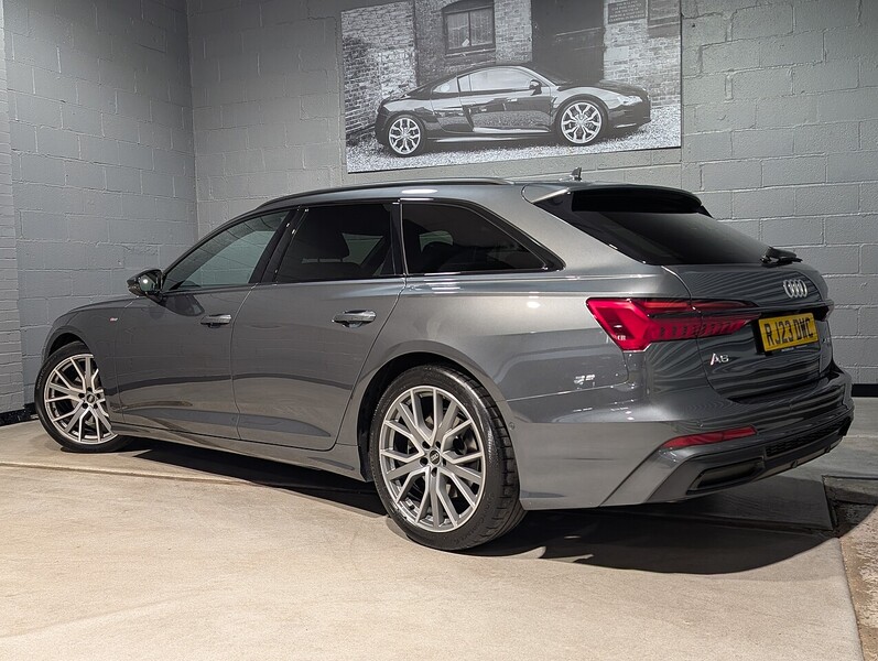 Audi 2.0 TFSI 45 Black Edition Estate 5dr Petrol S Tronic quattro Euro 6 (s/s) (265 ps)
