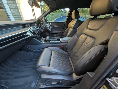 Audi 2.0 TFSI 45 Black Edition Estate 5dr Petrol S Tronic quattro Euro 6 (s/s) (265 ps)