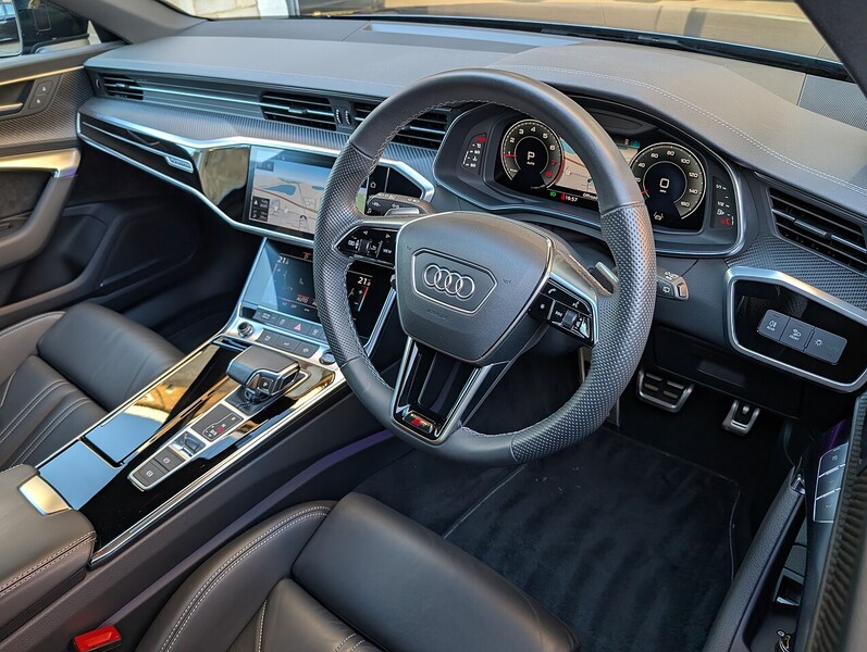 Audi 2.0 TFSI 45 Black Edition Estate 5dr Petrol S Tronic quattro Euro 6 (s/s) (265 ps)