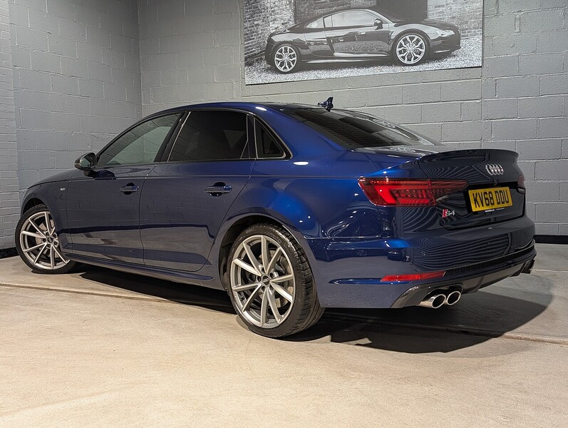 Audi 3.0 TFSI V6 Saloon 4dr Petrol Tiptronic quattro Euro 6 (s/s) (354 ps)