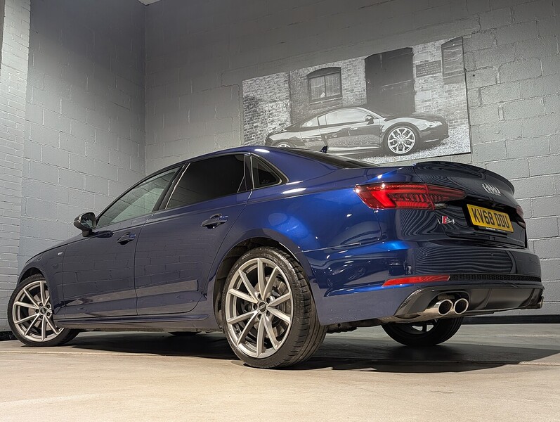 Audi 3.0 TFSI V6 Saloon 4dr Petrol Tiptronic quattro Euro 6 (s/s) (354 ps)