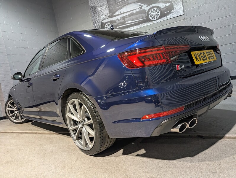 Audi 3.0 TFSI V6 Saloon 4dr Petrol Tiptronic quattro Euro 6 (s/s) (354 ps)