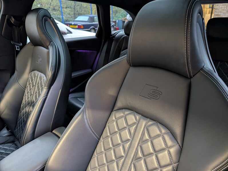 Audi 3.0 TFSI V6 Estate 5dr Petrol Tiptronic quattro Euro 6 (s/s) (354 ps)