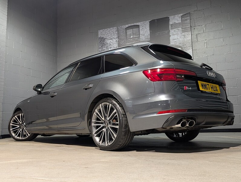 Audi 3.0 TFSI V6 Estate 5dr Petrol Tiptronic quattro Euro 6 (s/s) (354 ps)