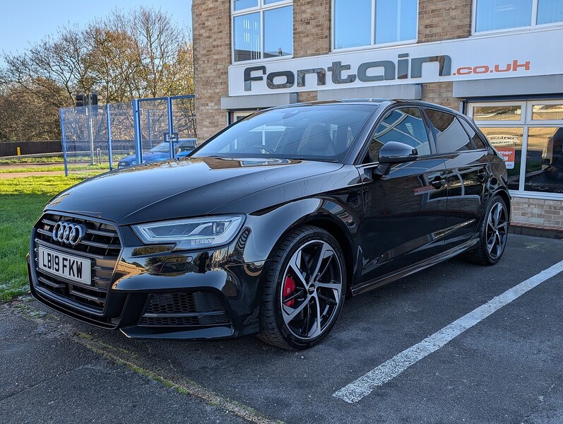 Audi 2.0 TFSI Black Edition Sportback 5dr Petrol S Tronic quattro Euro 6 (s/s) (300 ps)