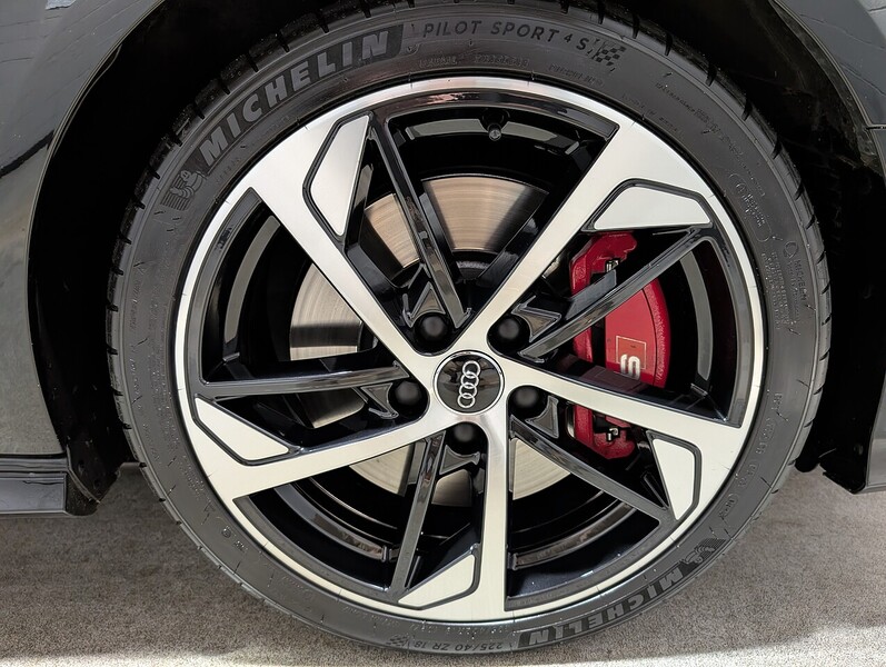 Audi 2.0 TFSI Black Edition Sportback 5dr Petrol S Tronic quattro Euro 6 (s/s) (300 ps)