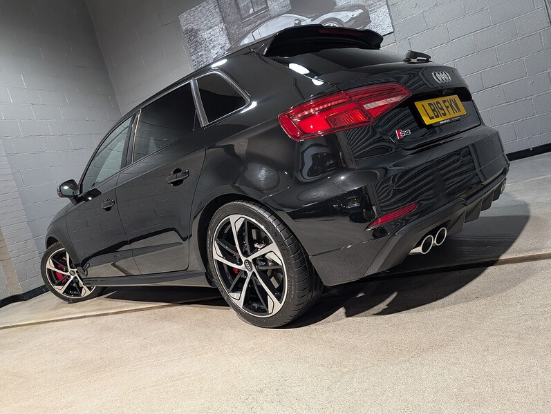 Audi 2.0 TFSI Black Edition Sportback 5dr Petrol S Tronic quattro Euro 6 (s/s) (300 ps)