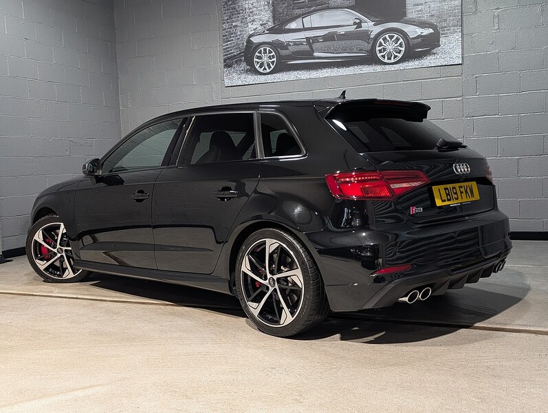 Audi 2.0 TFSI Black Edition Sportback 5dr Petrol S Tronic quattro Euro 6 (s/s) (300 ps)