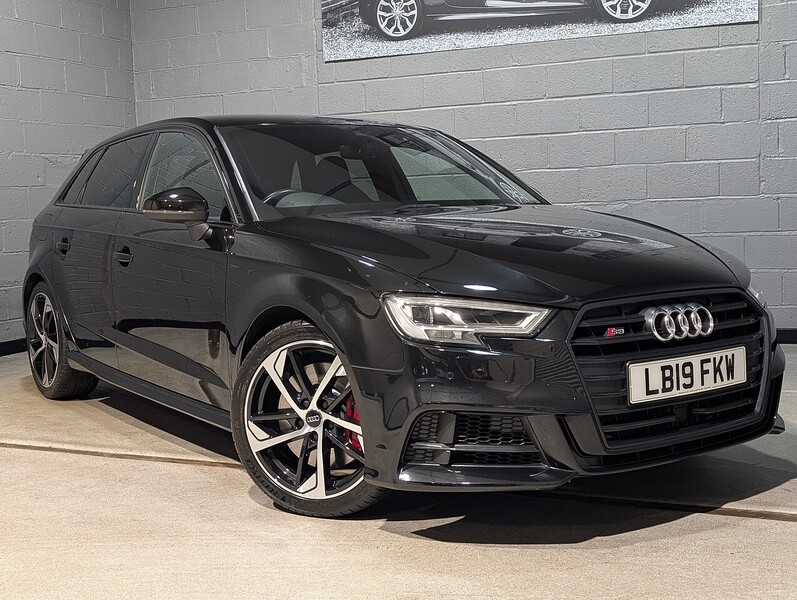 Audi 2.0 TFSI Black Edition Sportback 5dr Petrol S Tronic quattro Euro 6 (s/s) (300 ps)