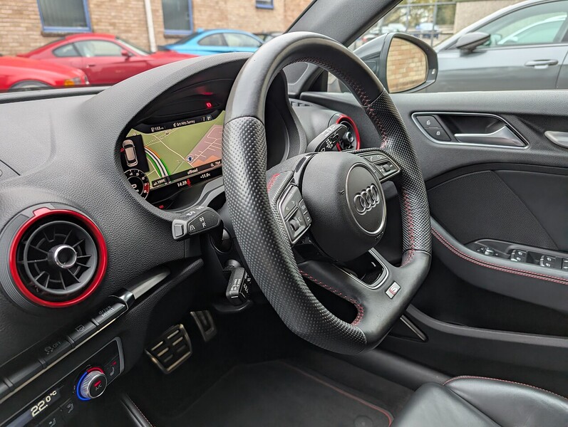 Audi 2.0 TFSI Black Edition Sportback 5dr Petrol S Tronic quattro Euro 6 (s/s) (300 ps)