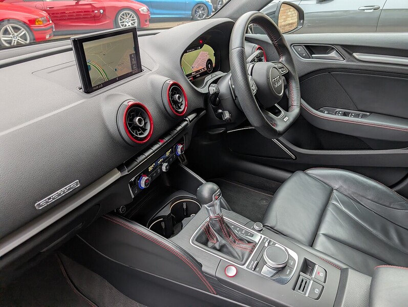 Audi 2.0 TFSI Black Edition Sportback 5dr Petrol S Tronic quattro Euro 6 (s/s) (300 ps)