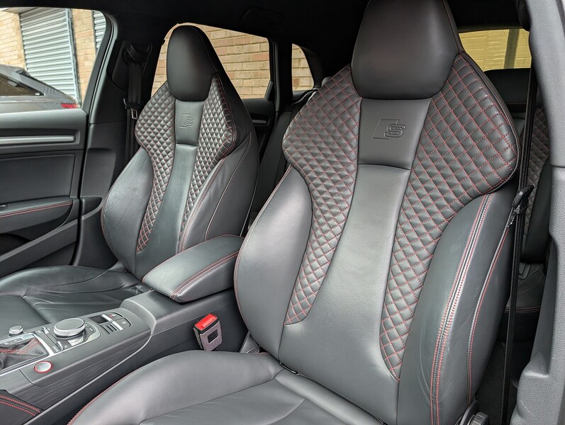 Audi 2.0 TFSI Black Edition Sportback 5dr Petrol S Tronic quattro Euro 6 (s/s) (300 ps)