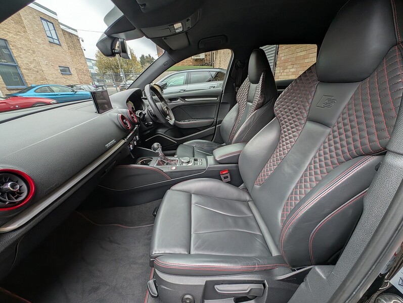 Audi 2.0 TFSI Black Edition Sportback 5dr Petrol S Tronic quattro Euro 6 (s/s) (300 ps)