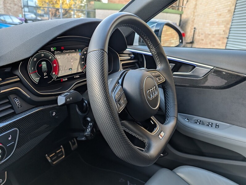 Audi 3.0 TDI V6 Black Edition Estate 5dr Diesel Tiptronic quattro Euro 6 (s/s) (341 ps)