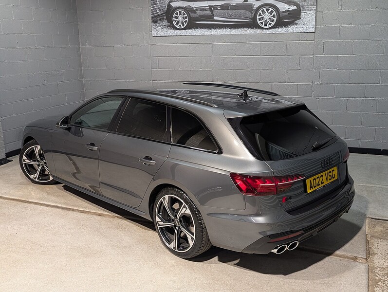 Audi 3.0 TDI V6 Black Edition Estate 5dr Diesel Tiptronic quattro Euro 6 (s/s) (341 ps)