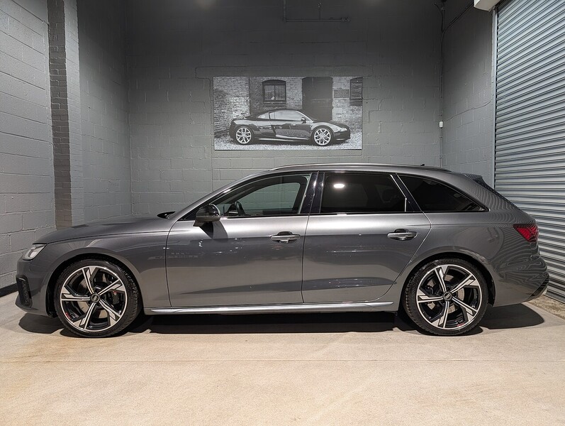 Audi 3.0 TDI V6 Black Edition Estate 5dr Diesel Tiptronic quattro Euro 6 (s/s) (341 ps)