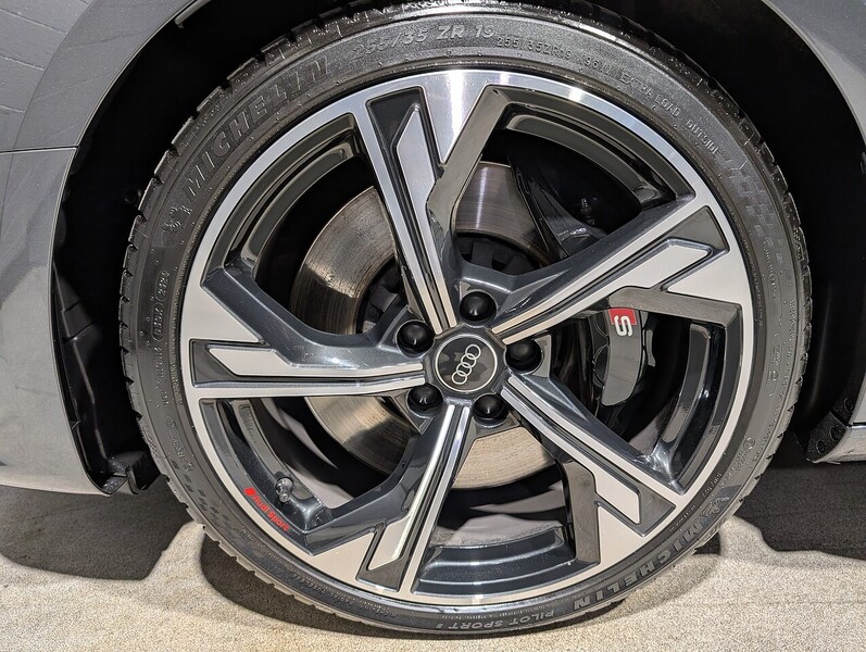 Audi 3.0 TDI V6 Black Edition Estate 5dr Diesel Tiptronic quattro Euro 6 (s/s) (341 ps)