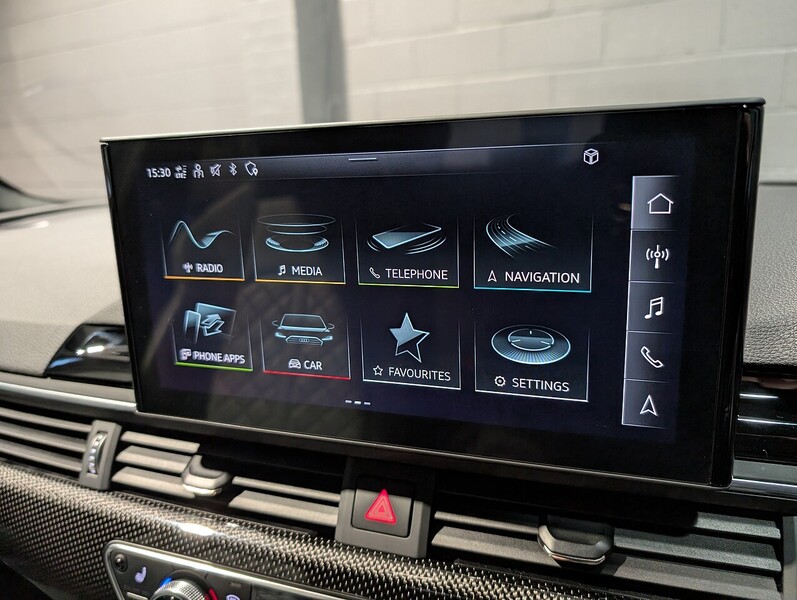 Audi 3.0 TDI V6 Black Edition Estate 5dr Diesel Tiptronic quattro Euro 6 (s/s) (341 ps)