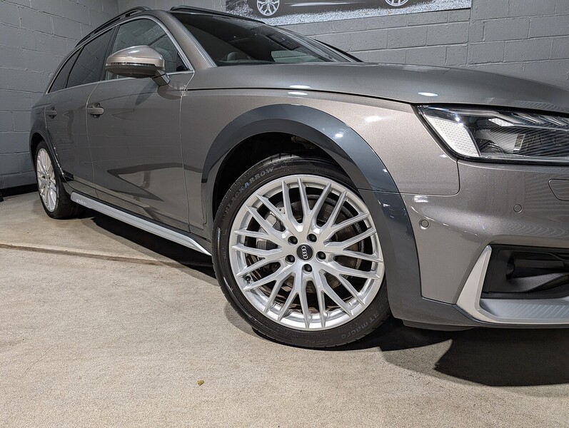 Audi 2.0 TFSI 45 Vorsprung Estate 5dr Petrol S Tronic quattro Euro 6 (s/s) (265 ps)