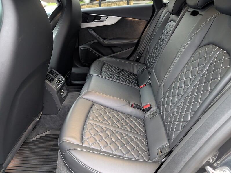 Audi 3.0 TFSI V6 Sportback 5dr Petrol Tiptronic quattro Euro 6 (s/s) (354 ps)