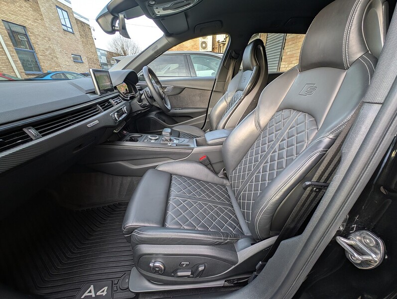 Audi 3.0 TFSI V6 Estate 5dr Petrol Tiptronic quattro Euro 6 (s/s) (354 ps)