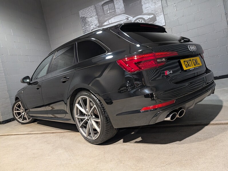 Audi 3.0 TFSI V6 Estate 5dr Petrol Tiptronic quattro Euro 6 (s/s) (354 ps)