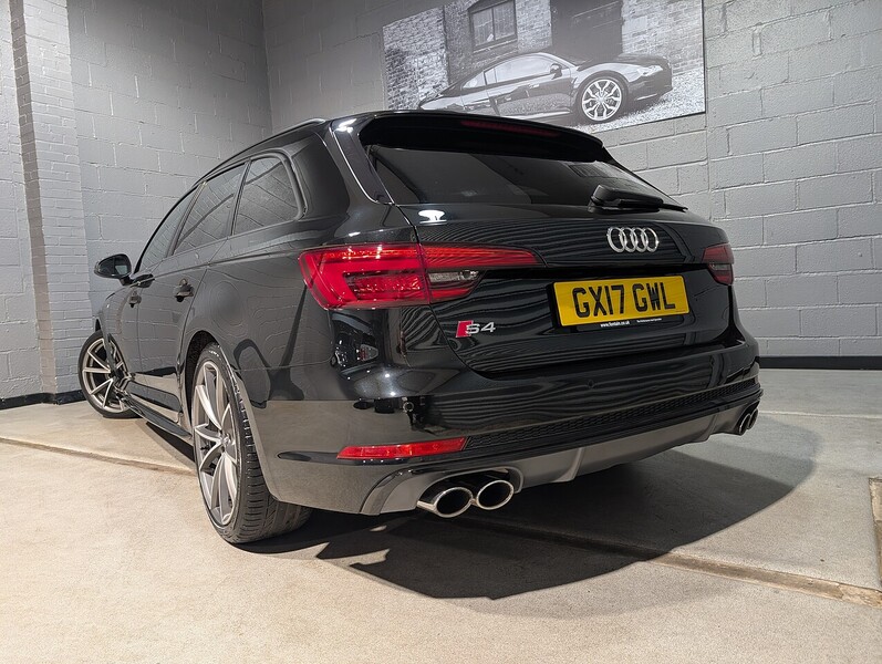 Audi 3.0 TFSI V6 Estate 5dr Petrol Tiptronic quattro Euro 6 (s/s) (354 ps)