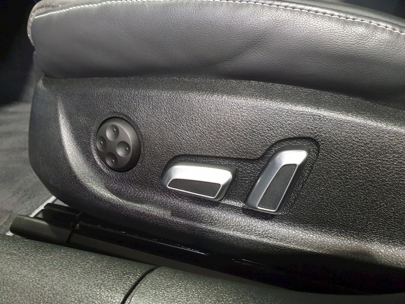 Audi 3.0 BiTDI V6 Black Edition Estate 5dr Diesel Tiptronic quattro Euro 6 (s/s) (320 ps)