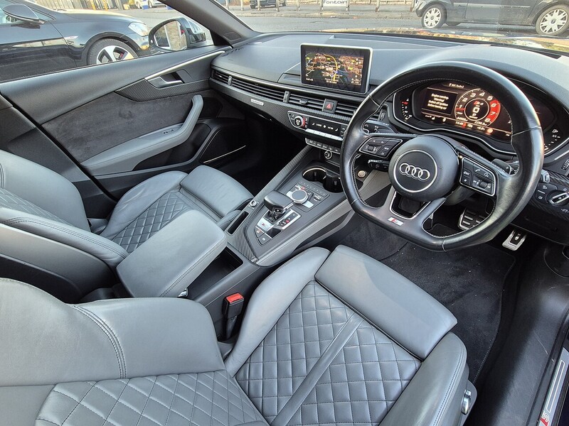 Audi 3.0 TFSI V6 Estate 5dr Petrol Tiptronic quattro Euro 6 (s/s) (354 ps)