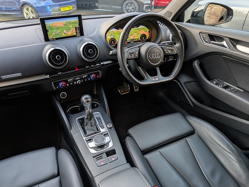 Audi 2.0 TFSI Black Edition Sportback 5dr Petrol S Tronic quattro Euro 6 (s/s) (310 ps)