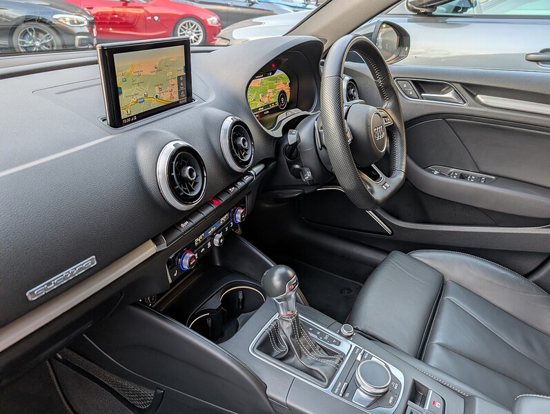 Audi 2.0 TFSI Black Edition Sportback 5dr Petrol S Tronic quattro Euro 6 (s/s) (310 ps)