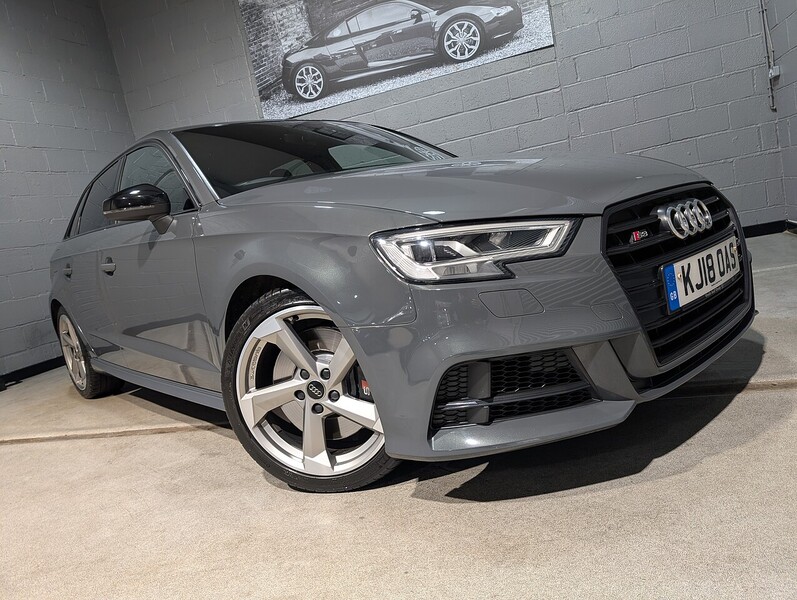 Audi 2.0 TFSI Black Edition Sportback 5dr Petrol S Tronic quattro Euro 6 (s/s) (310 ps)