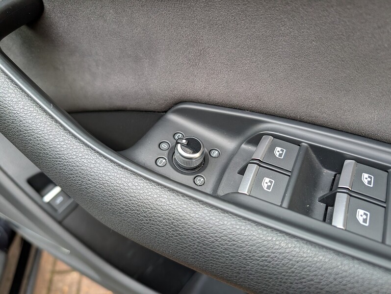 Audi 3.0 TDI V6 S line SUV 5dr Diesel Tiptronic quattro Euro 6 (s/s) (272 ps)