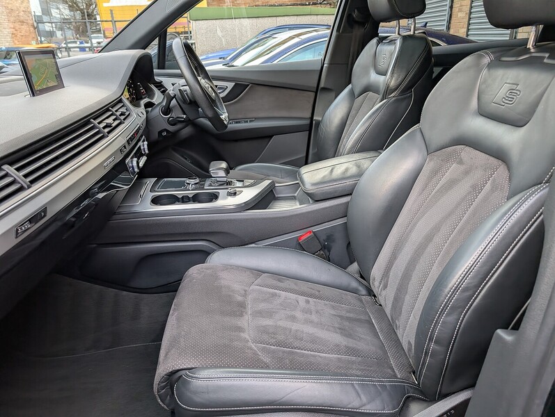 Audi 3.0 TDI V6 S line SUV 5dr Diesel Tiptronic quattro Euro 6 (s/s) (272 ps)