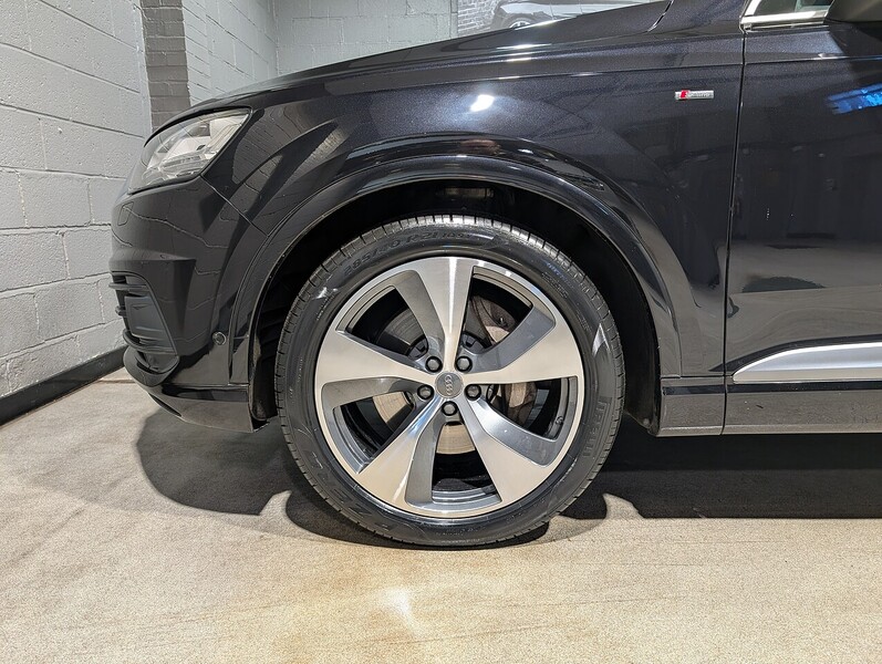 Audi 3.0 TDI V6 S line SUV 5dr Diesel Tiptronic quattro Euro 6 (s/s) (272 ps)