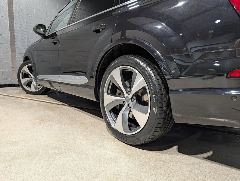 Audi 3.0 TDI V6 S line SUV 5dr Diesel Tiptronic quattro Euro 6 (s/s) (272 ps)