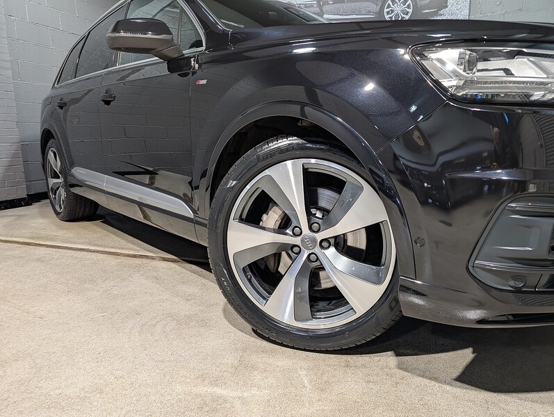 Audi 3.0 TDI V6 S line SUV 5dr Diesel Tiptronic quattro Euro 6 (s/s) (272 ps)