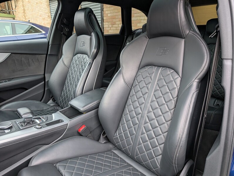 Audi 3.0 TFSI V6 Estate 5dr Petrol Tiptronic quattro Euro 6 (s/s) (354 ps)