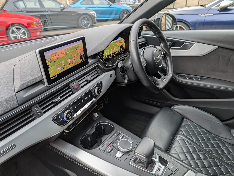 Audi 3.0 TFSI V6 Estate 5dr Petrol Tiptronic quattro Euro 6 (s/s) (354 ps)