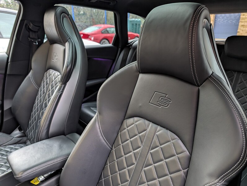 Audi 3.0 TFSI V6 Estate 5dr Petrol Tiptronic quattro Euro 6 (s/s) (354 ps)