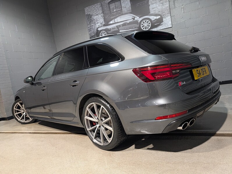 Audi 3.0 TFSI V6 Estate 5dr Petrol Tiptronic quattro Euro 6 (s/s) (354 ps)