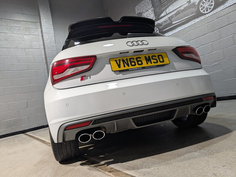 Audi Audi S1 TFSI Hatchback 2.0 Manual Petrol