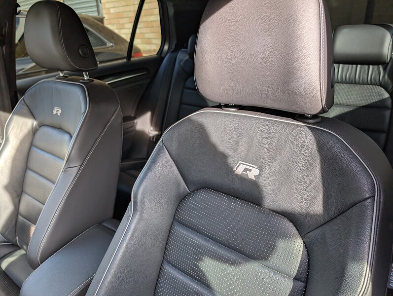 Volkswagen 2.0 TSI R Hatchback 5dr Petrol DSG 4Motion Euro 6 (s/s) (310 ps)