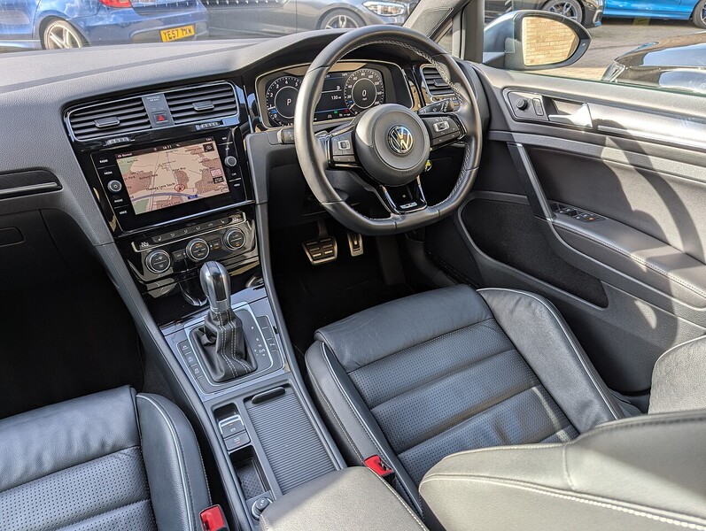 Volkswagen 2.0 TSI R Hatchback 5dr Petrol DSG 4Motion Euro 6 (s/s) (310 ps)