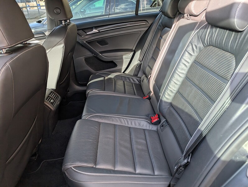 Volkswagen 2.0 TSI R Hatchback 5dr Petrol DSG 4Motion Euro 6 (s/s) (310 ps)