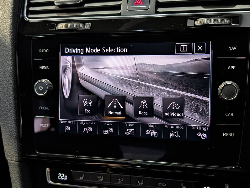 Volkswagen 2.0 TSI R Hatchback 5dr Petrol DSG 4Motion Euro 6 (s/s) (310 ps)